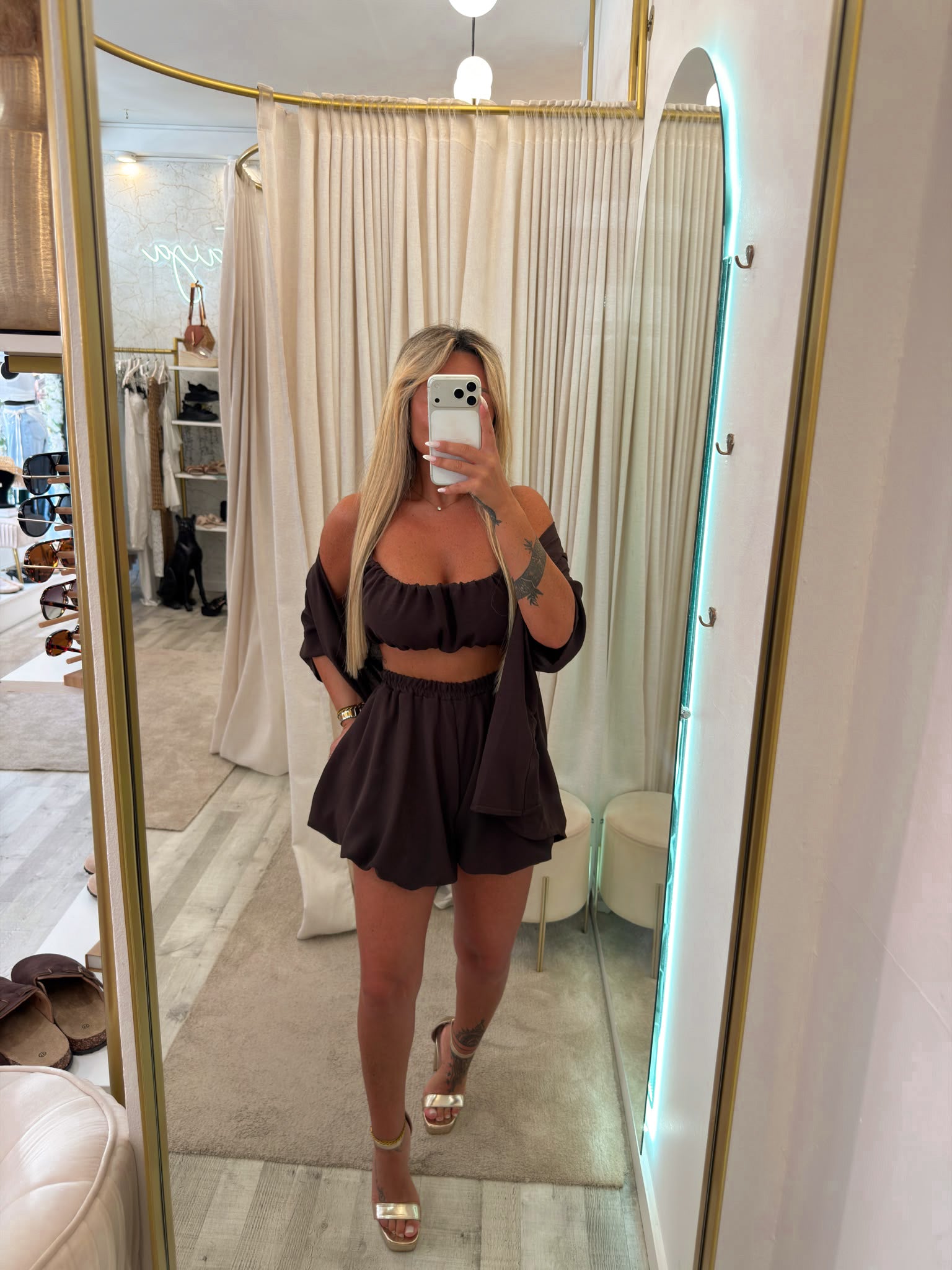 Conjunto Avelo