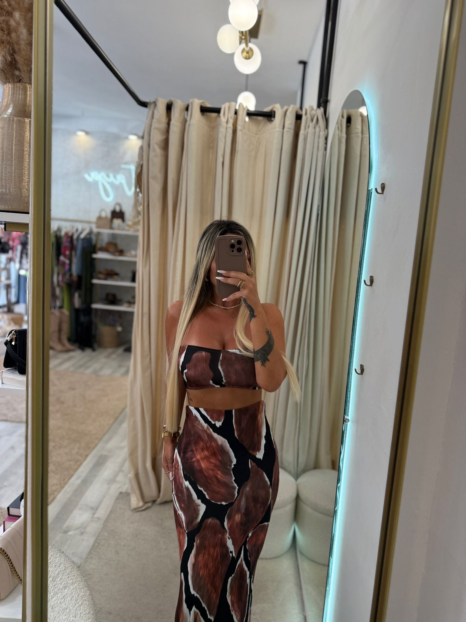 Conjunto Rael