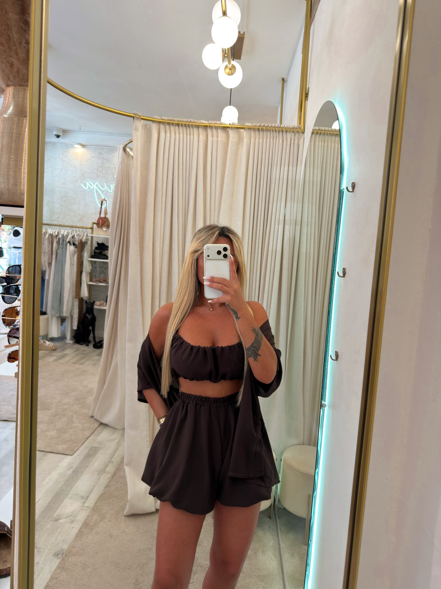 Conjunto Avelo